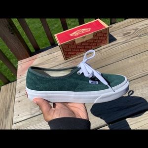 vans pig suede green